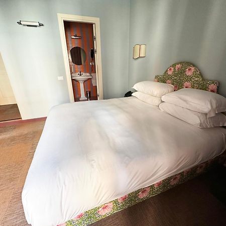Hotel Cortina Rome Exterior photo